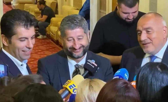 Борисов, Петков и Иванов: България ще има бюджет