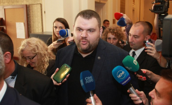 Пеевски: ДПС не приема ограничаване на мандата на кметовете, нямаме нищо против 24 май