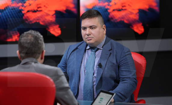 Експертността в БНБ сякаш оцеля, въпреки политиката