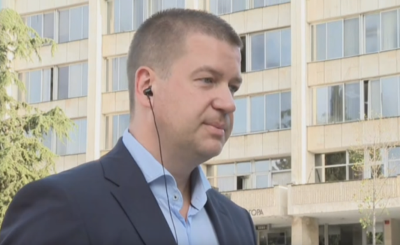 Кметът на Стара Загора: Как може такова зверство да бъде лека телесна повреда? Експертизата е опорочена изцяло