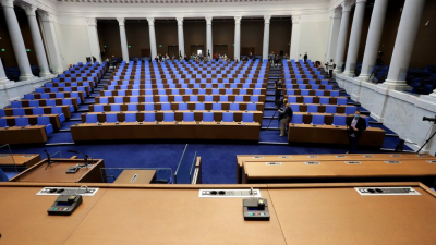От 1 септември депутатите ще заседават в сградата на бившия