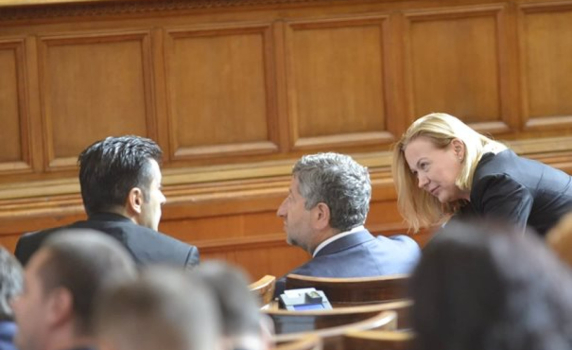 В парламента: Интимната връзка трябва да е 60 дни, за да има насилие