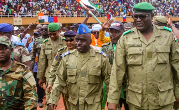 ECOWAS решава дали ще има война в Африка