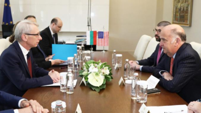 Министър председателят Николай Денков на среща с американския посланик Кенет Мъртън Снимка