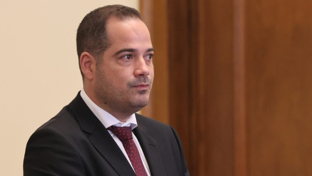 Калин Стоянов: В МВР не се извършва чистка