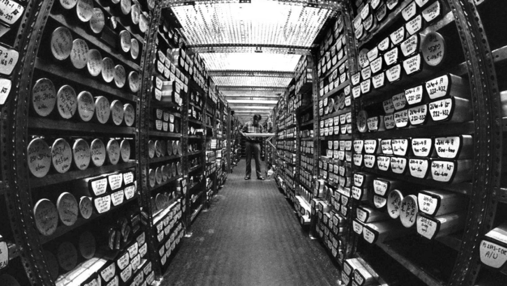 Големите музикални компании съдят Internet Archive заради дигитализирането на стари записи