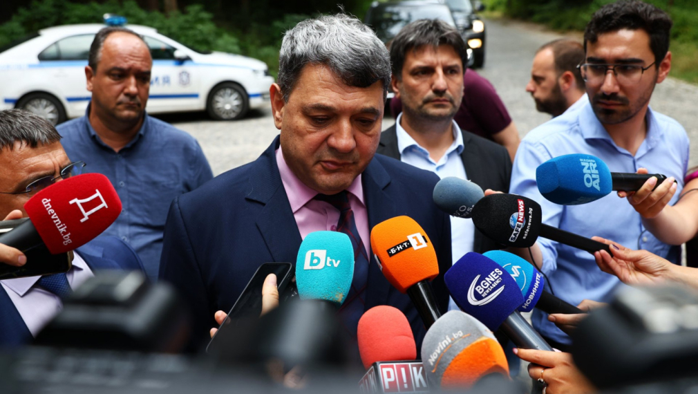 Алексей Петров е бил с трима души охрана по време на убийството