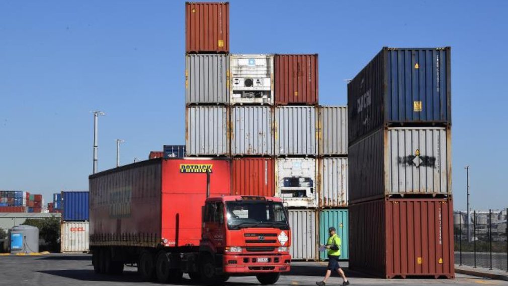 ЕС и еврозоната с излишък в международната търговия със стоки през юни, България е на червено