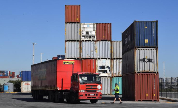 ЕС и еврозоната с излишък в международната търговия със стоки през юни, България е на червено