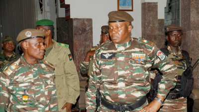 Хунтата в Нигер която взе властта с преврат на 26