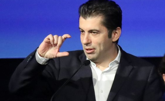 Кирил Петков: Моята вяра в Борислав Сарафов е под всякаква критика. Борисов да ми вдигне телефона, а не да си говорим през медиите