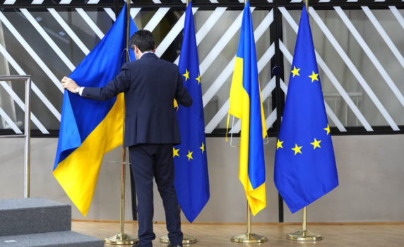 Военните министри от ЕС обсъждат план за 20 млрд. евро в помощ на украинската отбрана