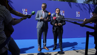 Украинският външен министър Дмитро Кулеба порица днес критиците на тактиките