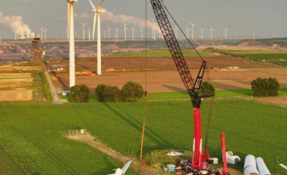 Енергийна криза: В Германия премахват вятърни турбини, за да разширят въглищна мина