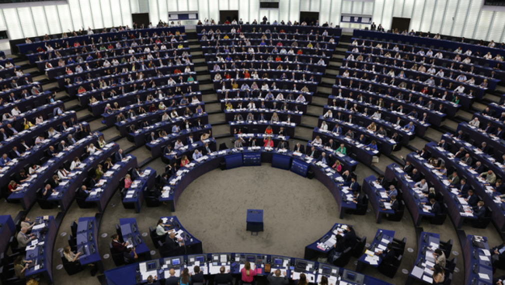 Зам.-председателката на Европейския парламент (ЕП) Катарина Барли призова за помощ