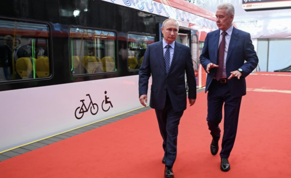 Партията на Путин печели местните и регионални избори в Русия