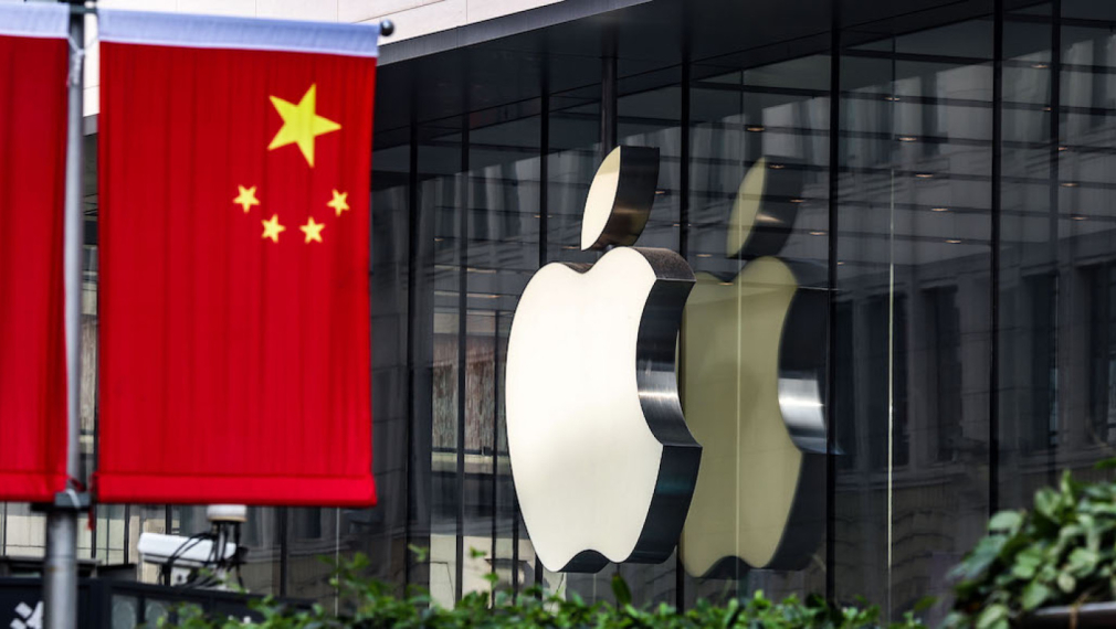 Какво направи Китай така, че Apple да загуби $200 милиарда за два дни