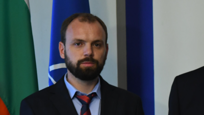 Министърът на отбраната Тодор Тагарев е приел оставката на съветника