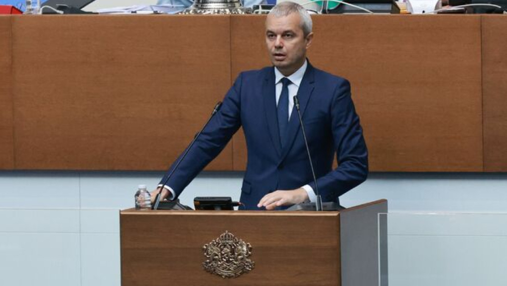 „Възраждане“ иска оставката на Тагарев и ясна позиция за правата на българската общност в Украйна