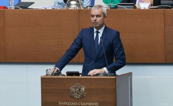 „Възраждане“ иска оставката на Тагарев и ясна позиция за правата на българската общност в Украйна