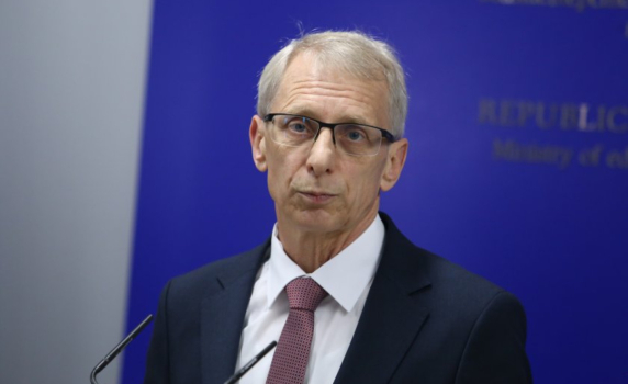 Денков: Има разнобой между различните производители за украинското зърно. Проблемът на зърнопроизводителите е решен