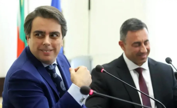 "Капитал": Бюджетът е с дефицит от 780 млн. лв. през септември. Спадат постъпленията от ДДС