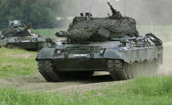Украински експерт: Бронята на Leopard 1 е трагична, дори оръдие на БМП-2 я пробива