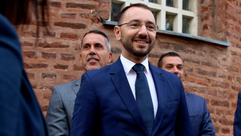 Хекимян: Няма да работя с екипа на Фандъкова