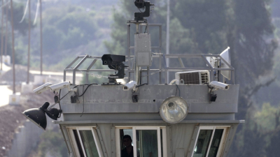 Роботизирани оръжия са поставени от израелските сили до камерите на