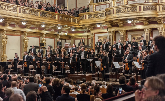 Софийската филхармония с концерти в Гърция, Австрия и Германия