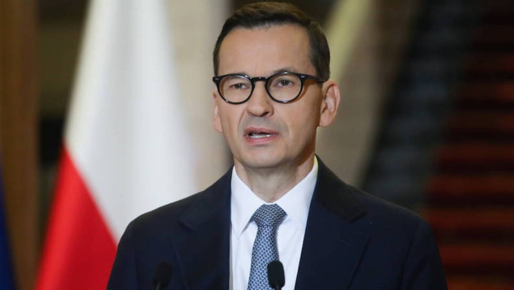Министър-председателят на Полша Матеуш Моравецки обяви, че управляващата националистическа партия