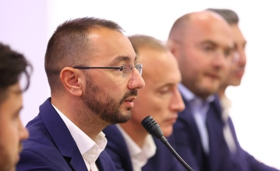 Антон Хекимян: Трябва да гарантираме изграждането на модерни кампуси в Студентски град