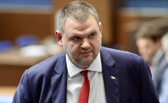 Делян Пеевски: Няма да подкрепим идеи на финансовия министър, ощетяващи бизнеса или българските граждани