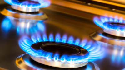 Близо 20 по висока цена на природния газ през ноември прогнозира