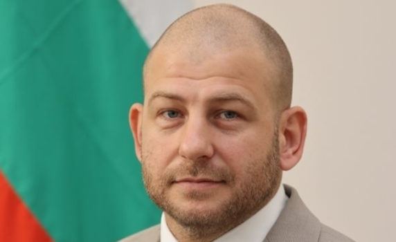 Зам.-министърът на електронното управление Михаил Стойнев е на разпит в ДАНС заради кода на машините за вота