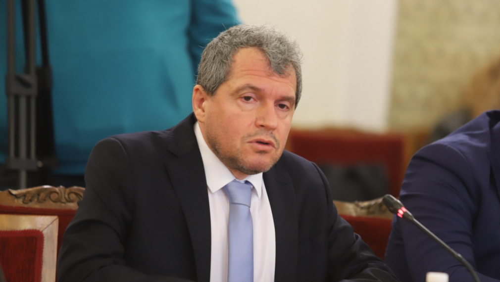 Тошко Йорданов: Министър Йоловски призна, че натискът бил поръчки за 640 млн. лв. да отидат в едни хора