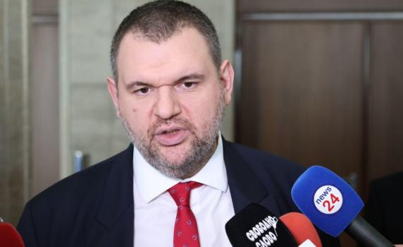 Пеевски: Прокуратурата потвърди, че Руската църква е българска. Министърът на МРРБ незабавно да заведе дело
