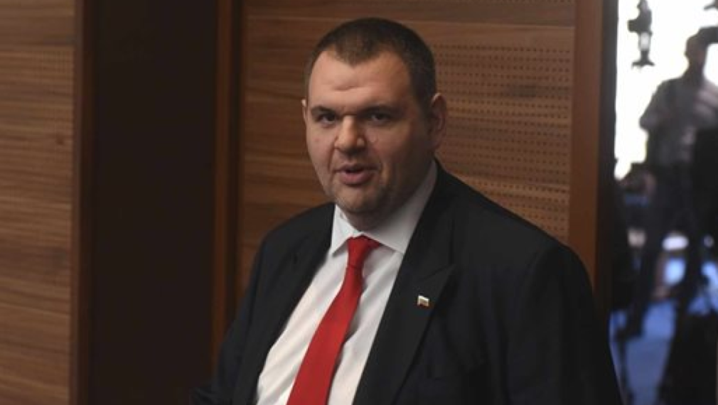Делян Пеевски оглави парламентарната група на ДПС