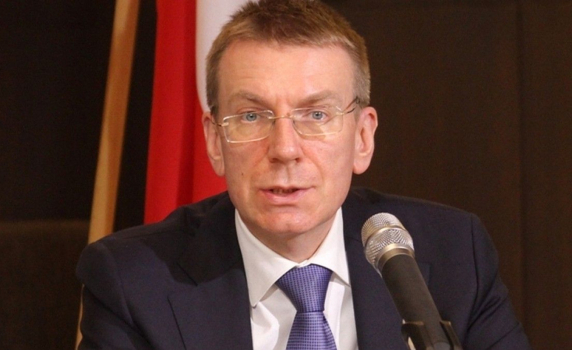 Латвия узакони еднополовите партньорства