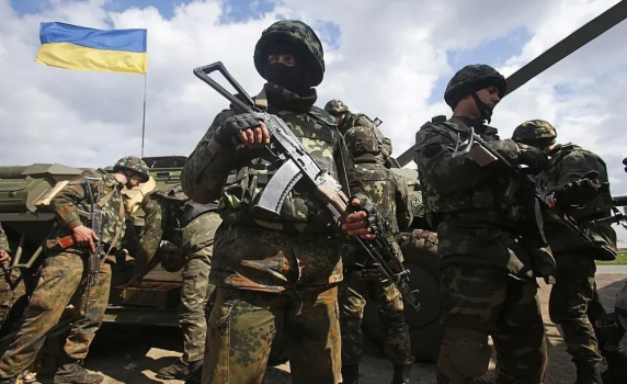 Украйна ще бори корупцията в армията с цветни бои