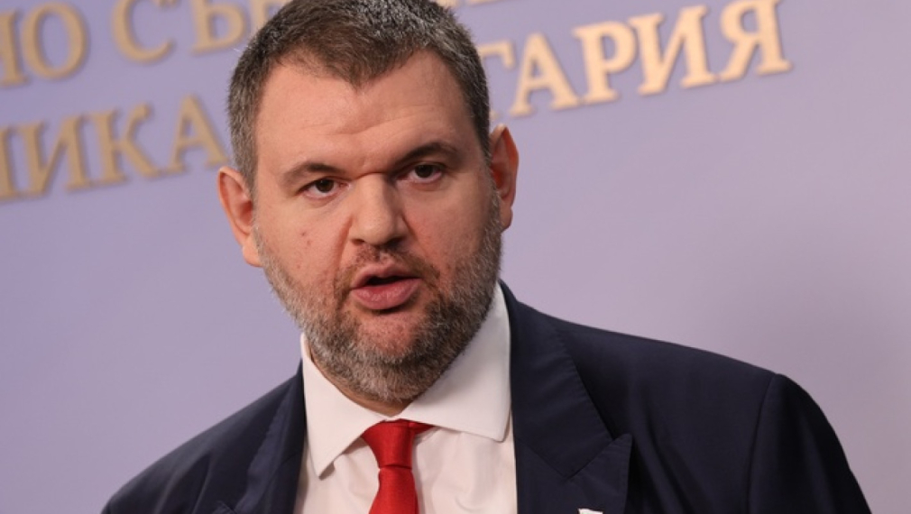Пеевски: Искаме пълен отчет от Денков и Министерски съвет. Работата "на тъмно" приключи