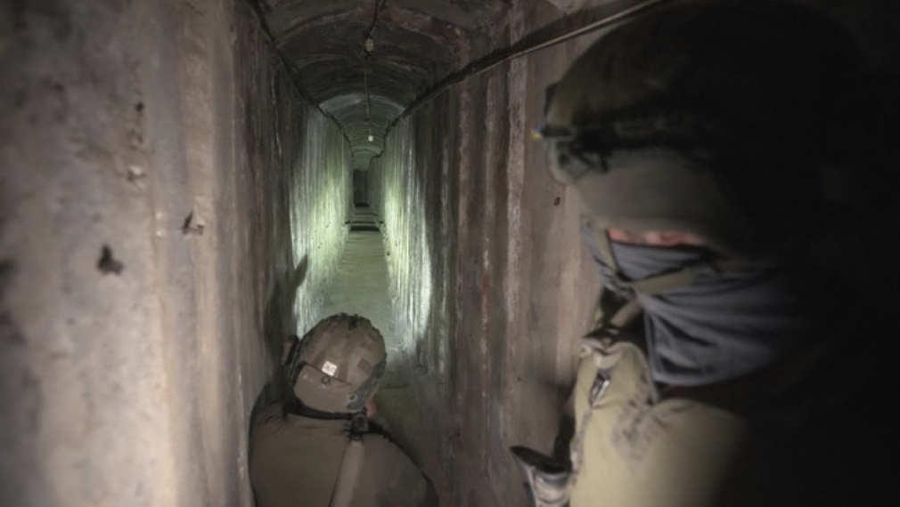 Израелската армия показа на група чуждестранни журналисти скривалище на Хамас под