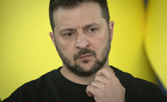 Зеленски: Тежко време, тежка отбрана на фронтовете