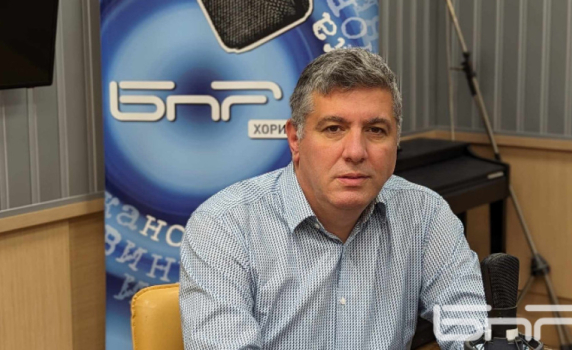 Андрей Цеков: Има ресурс и сключени договори за зимно поддържане на пътищата за всяка област