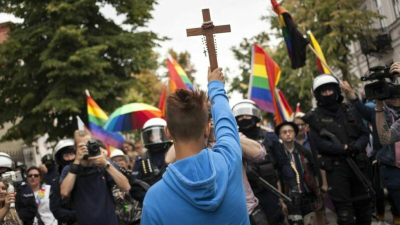 Следвайте Гласове в ТелеграмВърховният съд на Русия призна днес ЛГБТ движението