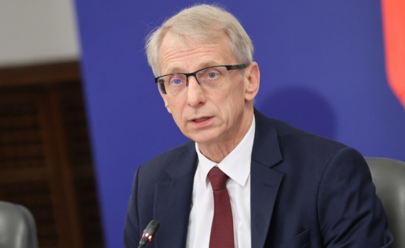 Денков за критиките на Пеевски: Не смятам да отговарям на глупостите от публичното пространство