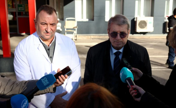 След бурен разговор в "Пирогов", Хинков и д-р Димитров оставиха прокуратурата да реши кой да е шеф на болницата