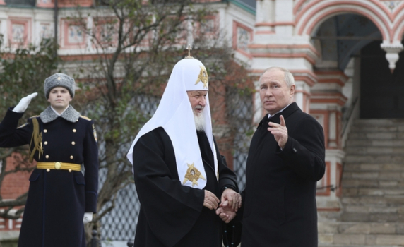 Украйна обяви руския патриарх Кирил за издирване