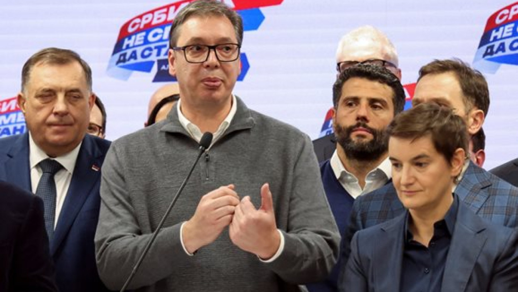 Партията на Вучич с разгромяваща победа и абсолютно мнозинство в сръбския парламент