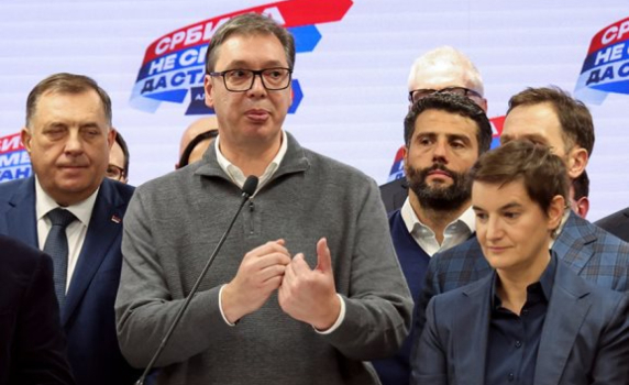 Партията на Вучич с разгромяваща победа и абсолютно мнозинство в сръбския парламент